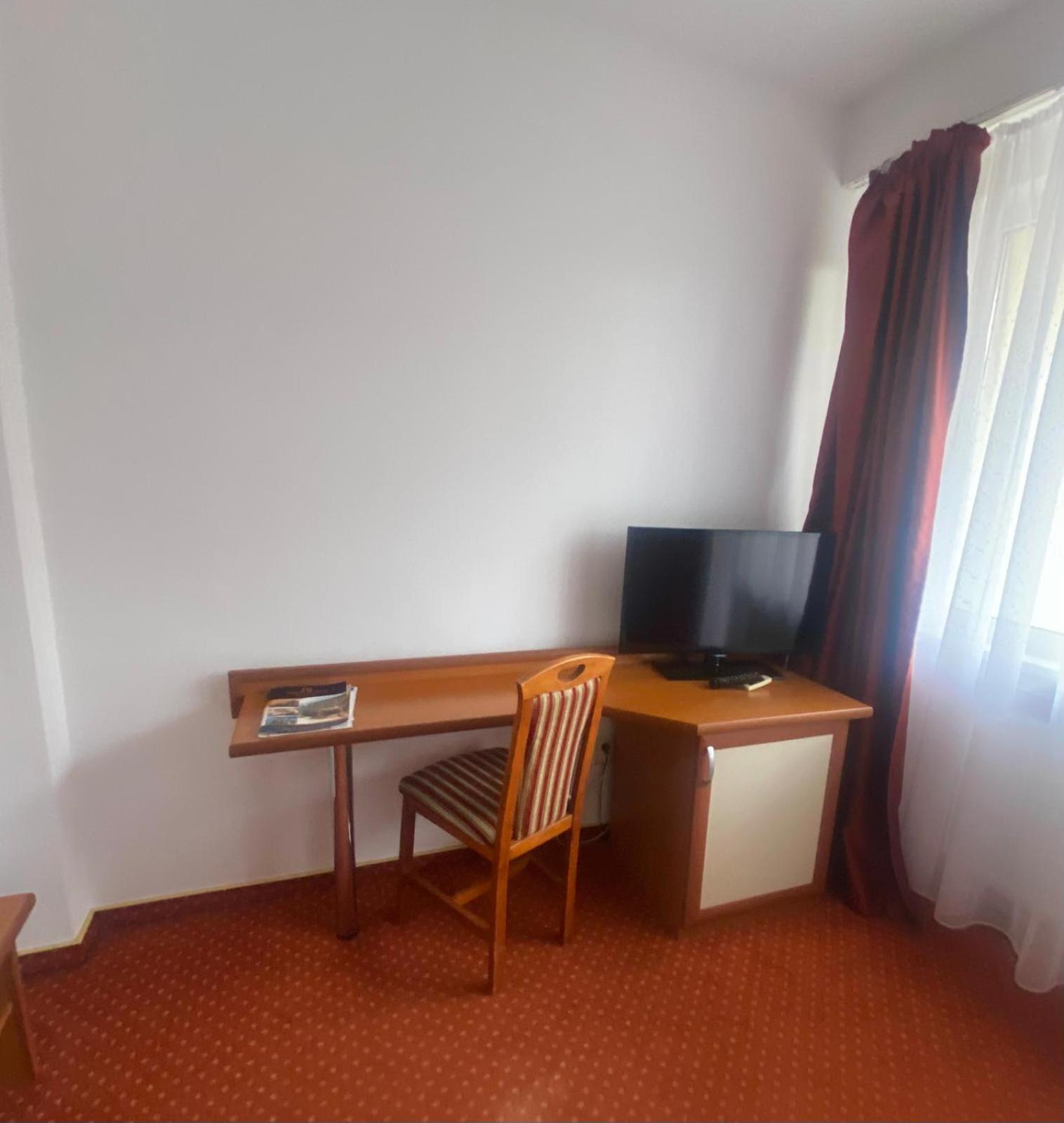 Hotel Rusca Hunedoara Zewnętrze zdjęcie